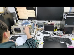 시험소 현장의 시험을 시험하는 장난감 제품