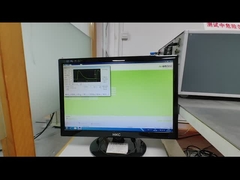 제품 테스트의 실험실 현장 디스플레이