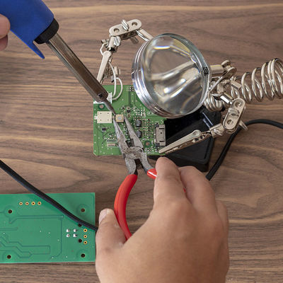 연구소 Emc EFT 제 3자 검사와 인증 서비스를 시험하는 셋 톱 박스 통신 설비 전자