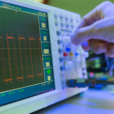 Ul 시험소 Tuv 급사 실험실 테스트는 탐지와 증명 서비스를 시험하는 가로등을 이끌었습니다