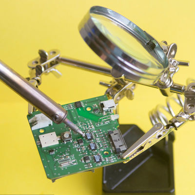 거리 LED 라이트 시험소 자격 Tuv 급사 품질 인증 인증 서비스