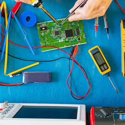 랩 서비스 전자 제 3자 인증 서비스를 테스트하는 쥐 블루투스 태블릿